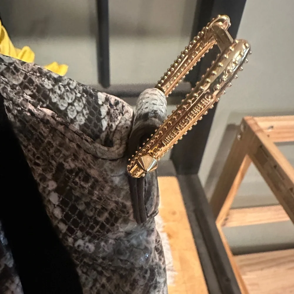 Aimee Kestenberg Collection Chic Snakeskin Patterned Shoulder Bag NWOT - Picture 5 of 12